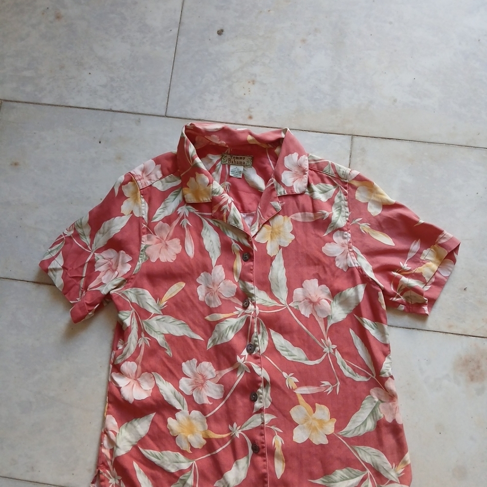 TOMMY BAHAMA Vntg Women's Silk Camp Shirt S EUC